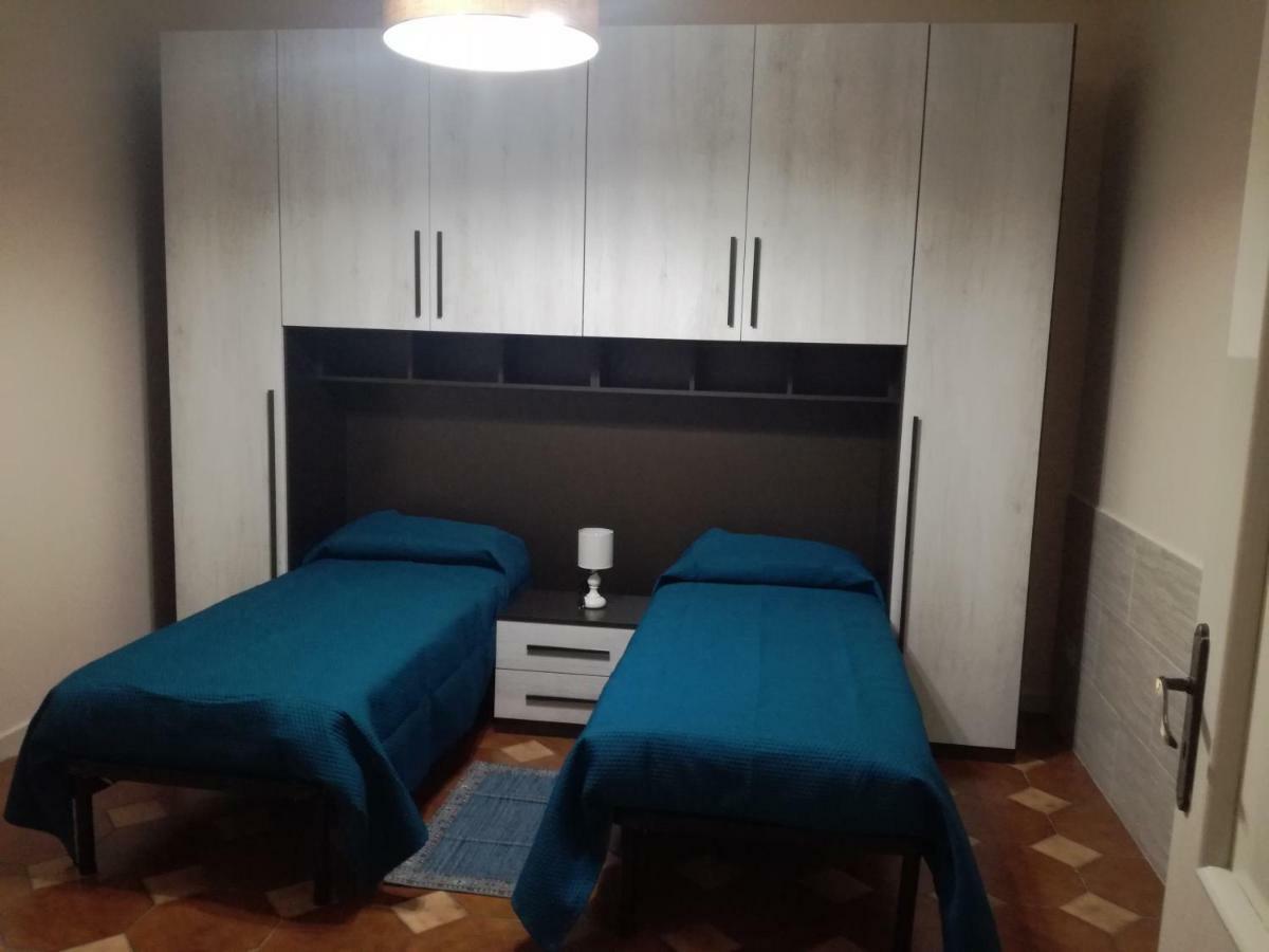 Casa Vacanza Petrulli 제프라나에트니아 외부 사진