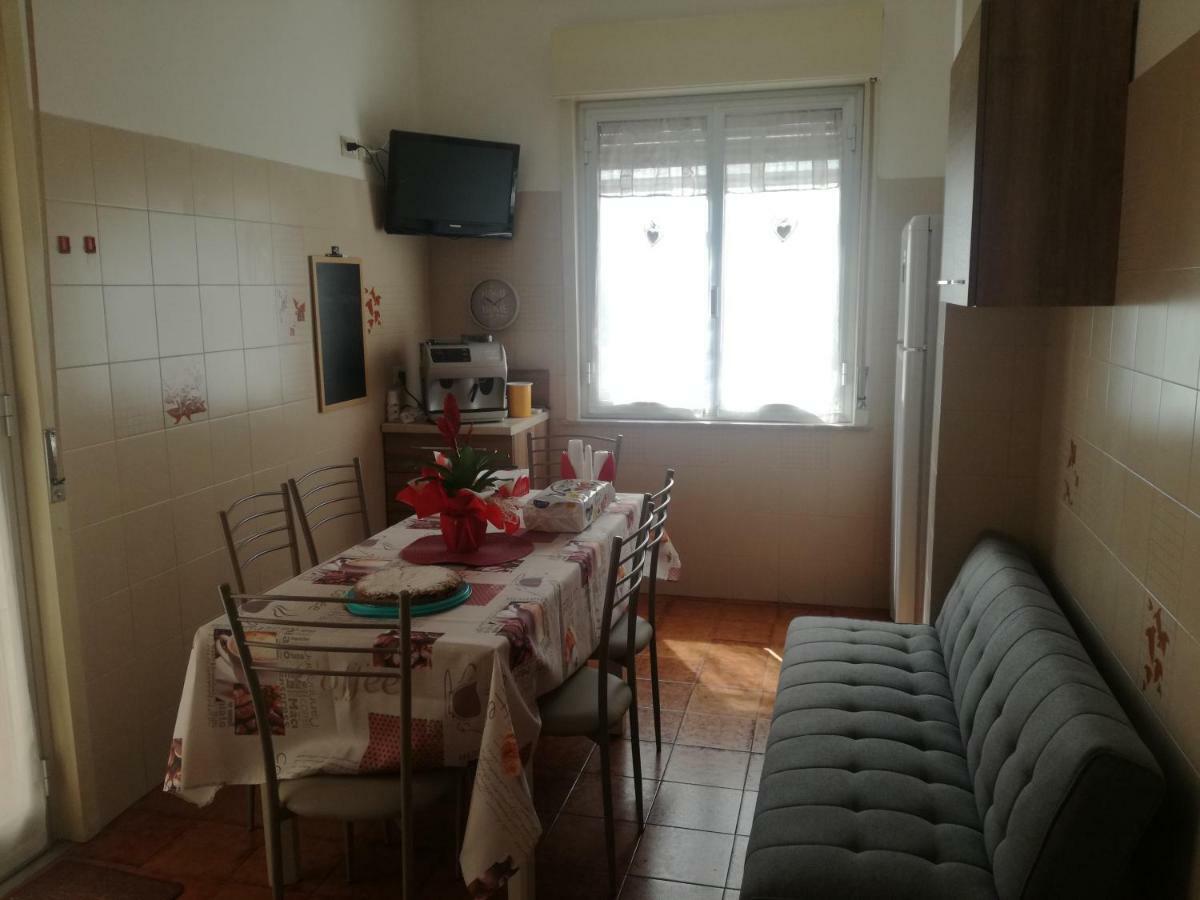 Casa Vacanza Petrulli 제프라나에트니아 외부 사진