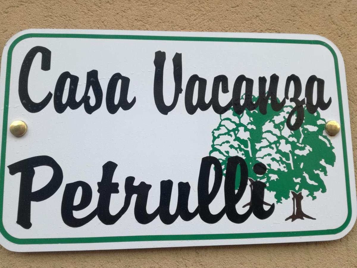 Casa Vacanza Petrulli 제프라나에트니아 외부 사진